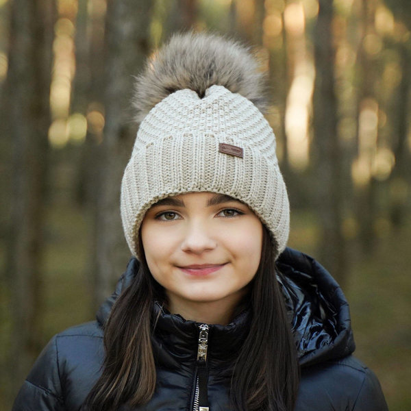 Wintermütze für Mädchen mit Bommel Beige Pola