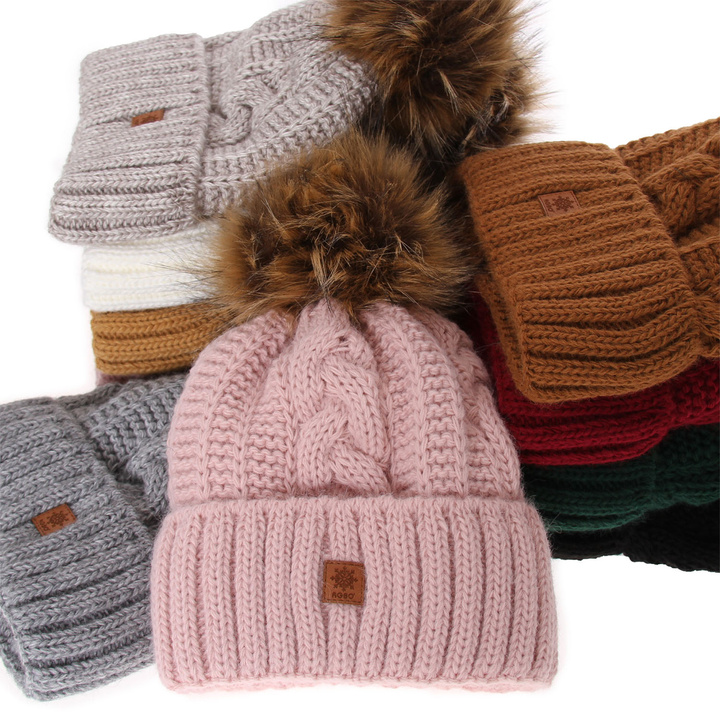Wintermütze Damen mit Bommel Schwarz Euforia