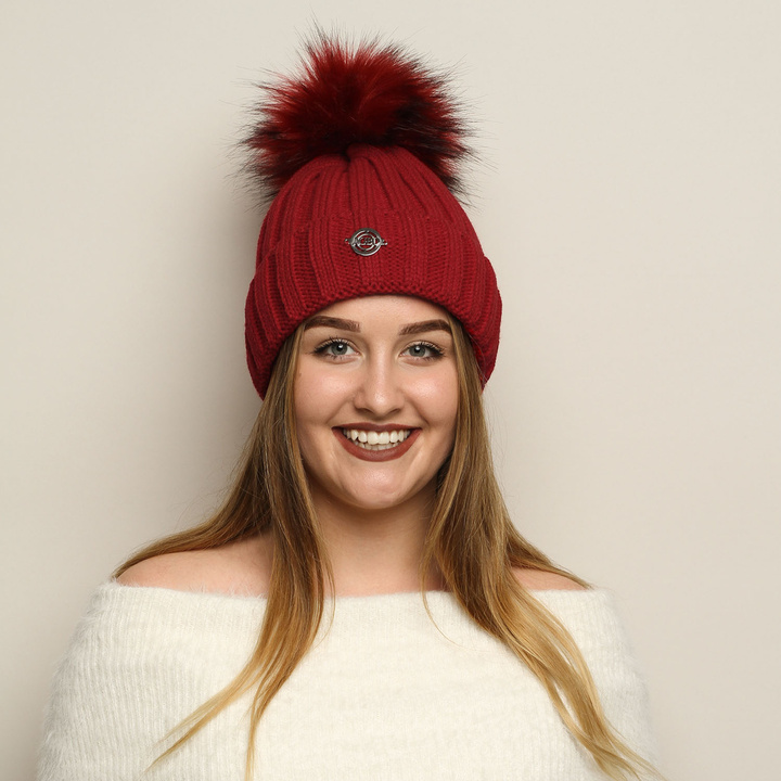 Wintermütze Damen mit Bommel Burgunder Roxi
