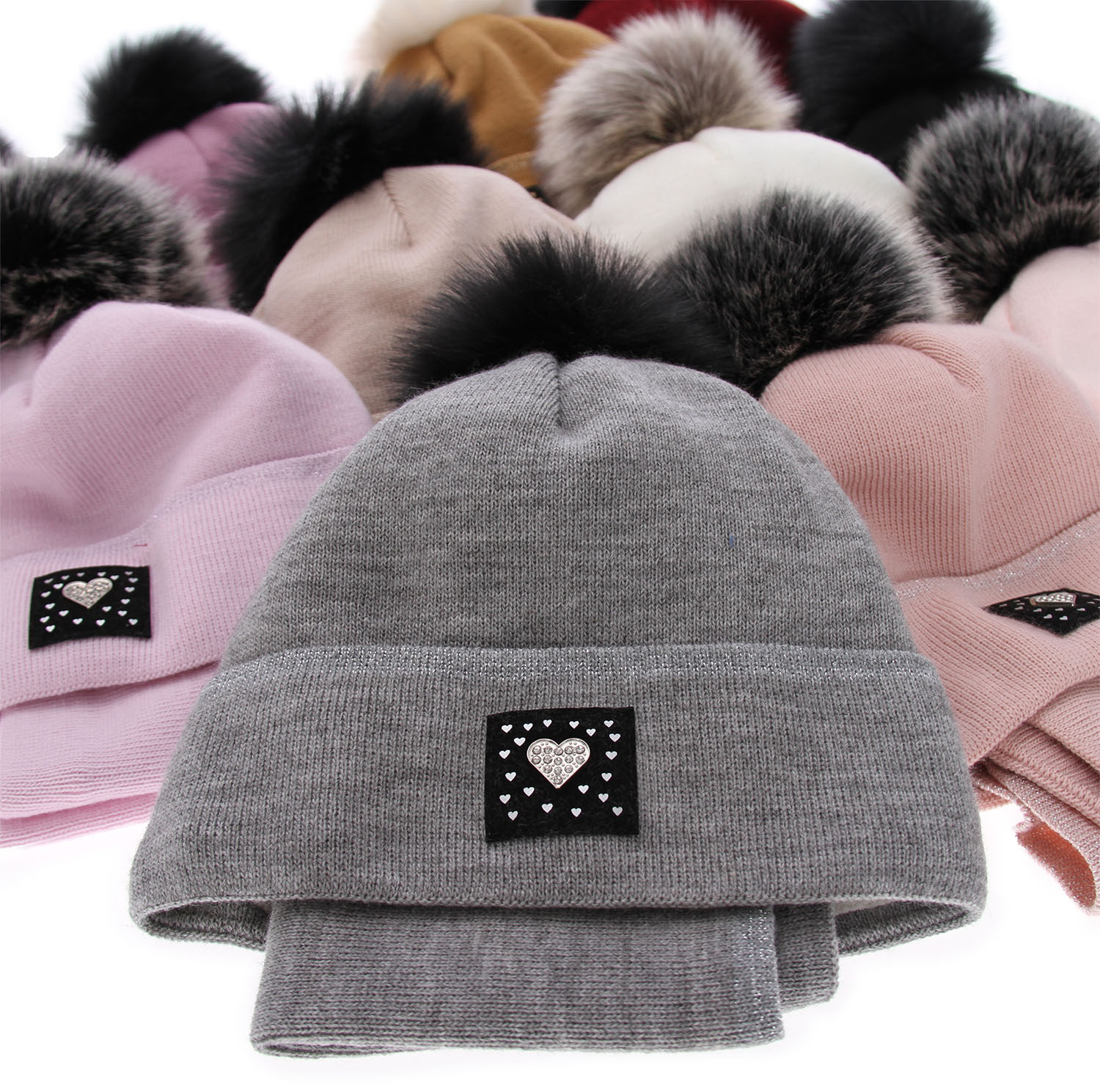 Winterset Mädchen: Mütze und Schlauchschal mit Bommel Schwarz Sendi