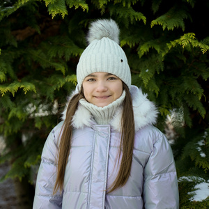 Winterset Mädchen: Mütze und Schlauchschal mit Bommel Rosa Wilma