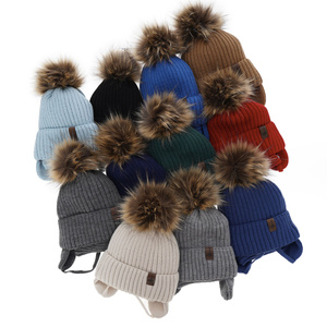 Winterset Jungen: Mütze und Schlauchschal mit Bommel Grün Puzel