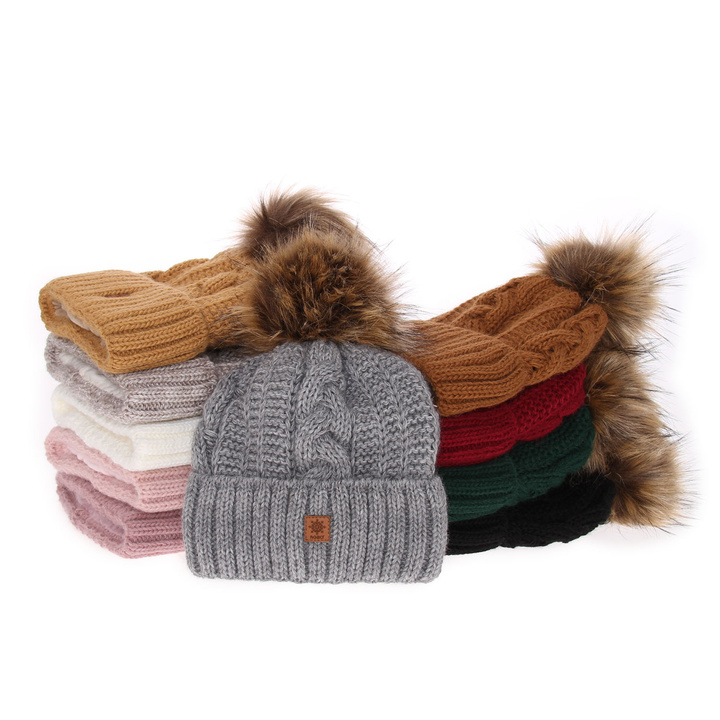 Wintermütze Damen mit Bommel Camel Euforia