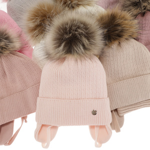 Winterset für Mädchen: Mütze und Schlauchschal mit Bommel in Rosa Debra