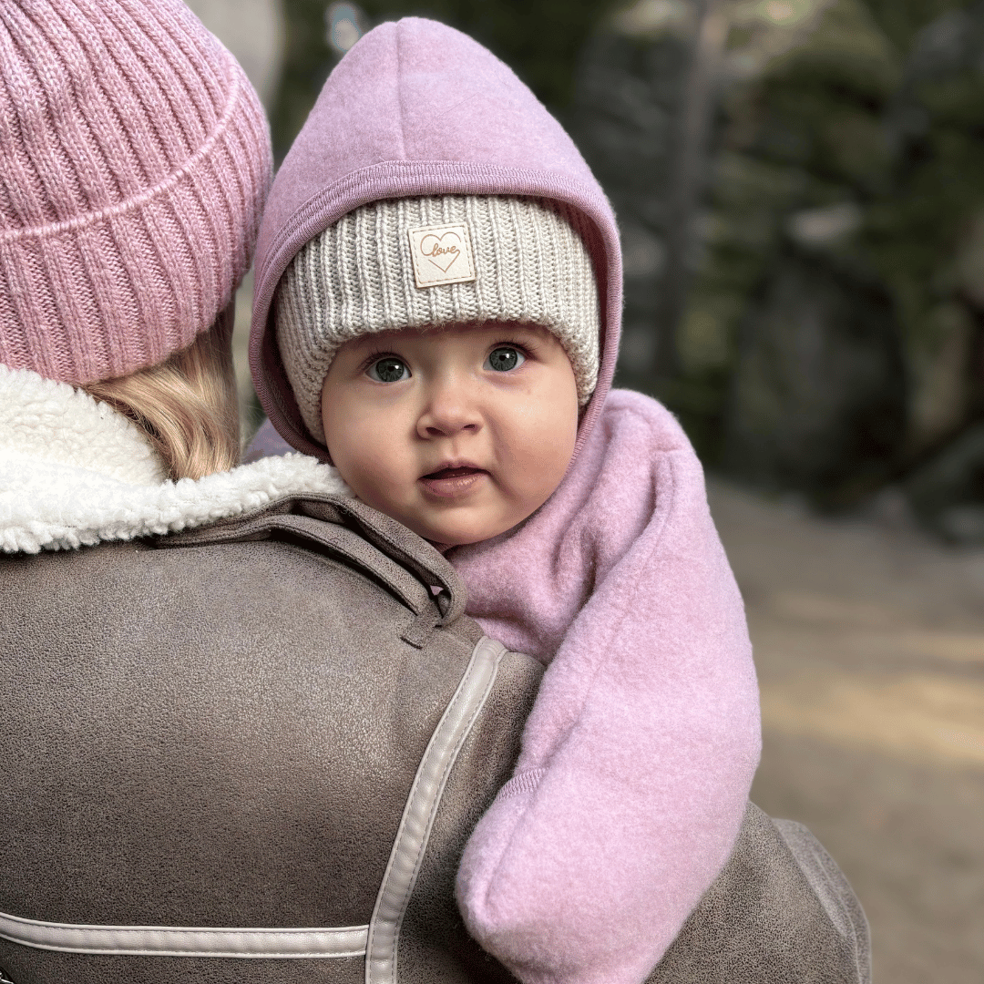 Wintermütze für Mädchen aus 100% extrafeiner Merinowolle, gefüttert mit Wollfleece in Grau Havana