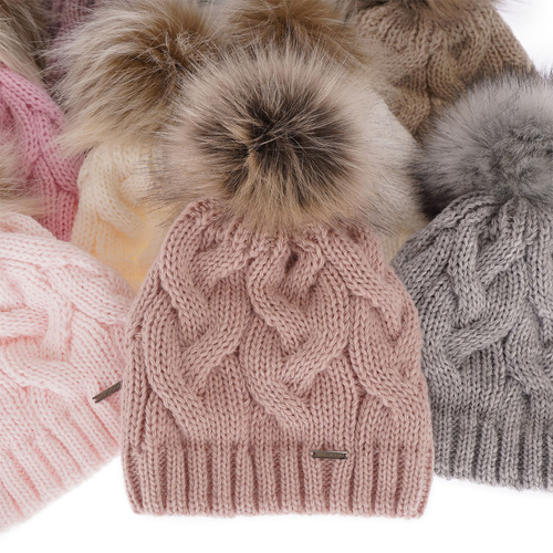 Wintermütze Damen mit Bommel Schwarz Terri