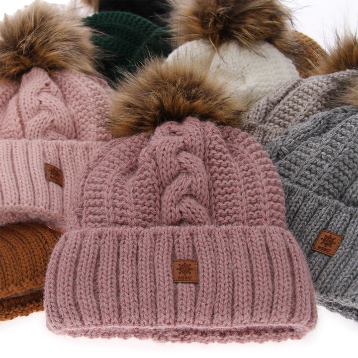 Wintermütze Damen mit Bommel Camel Euforia