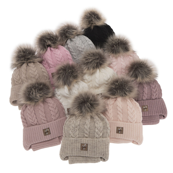 Winterset für Mädchen: Mütze und Schlauchschal mit Bommel in Rosa Finess