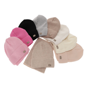 Herbst und Frühlingsset Mädchen: Mütze und Schlauchschal 100% extrafeine Merinowolle Beige Itra