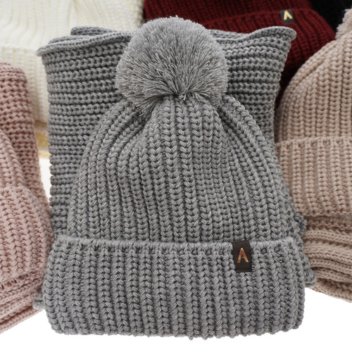 Winterset Damen: Mütze und Schal mit Bommel Beige Lupita