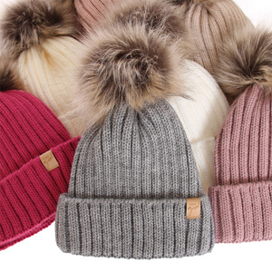 Wintermütze Damen mit Bommel Weiß Europa