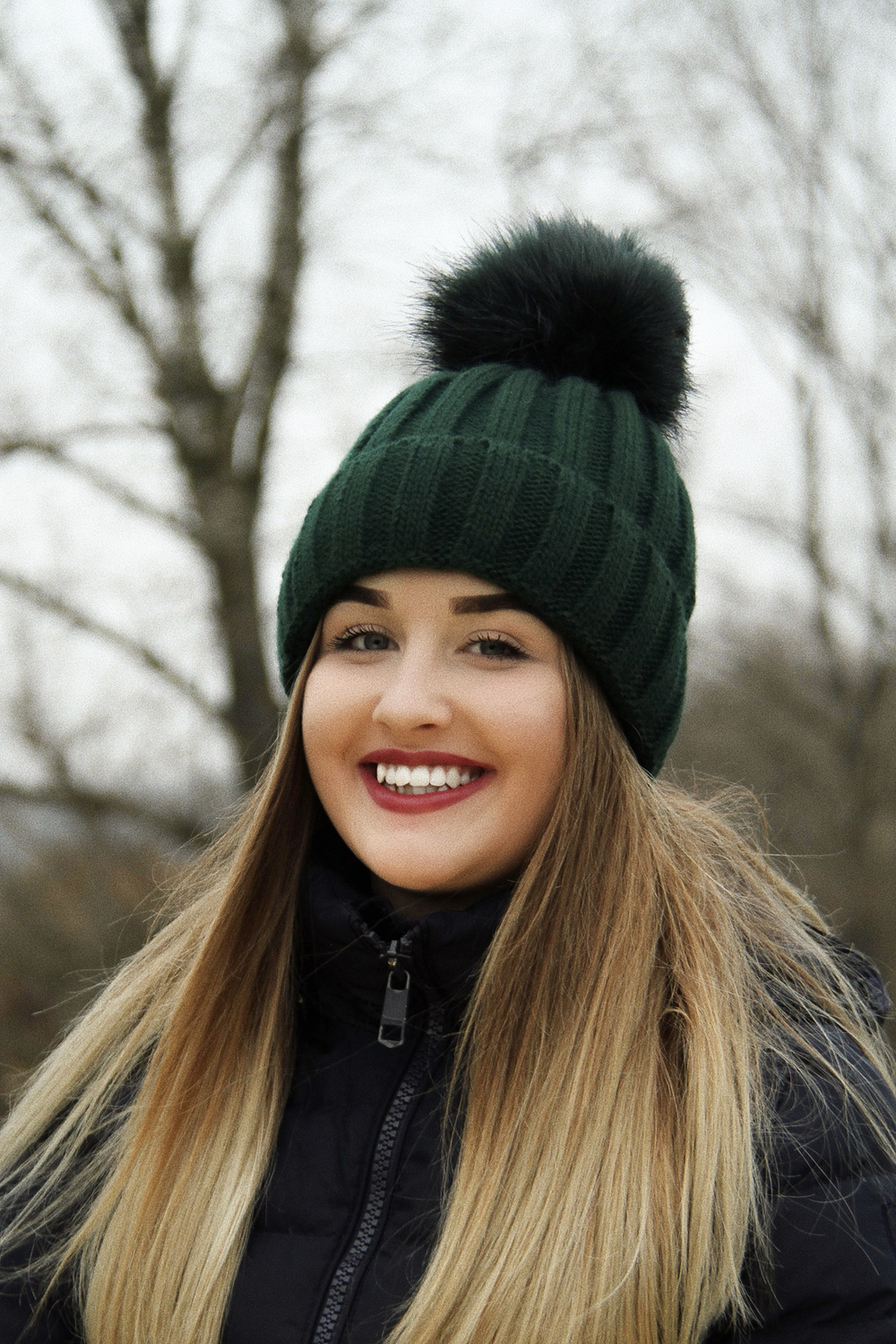 Wintermütze Damen mit Bommel Beige Mokka