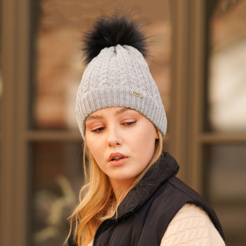 Wintermütze Damen aus Merinowolle in Burgunder Satina