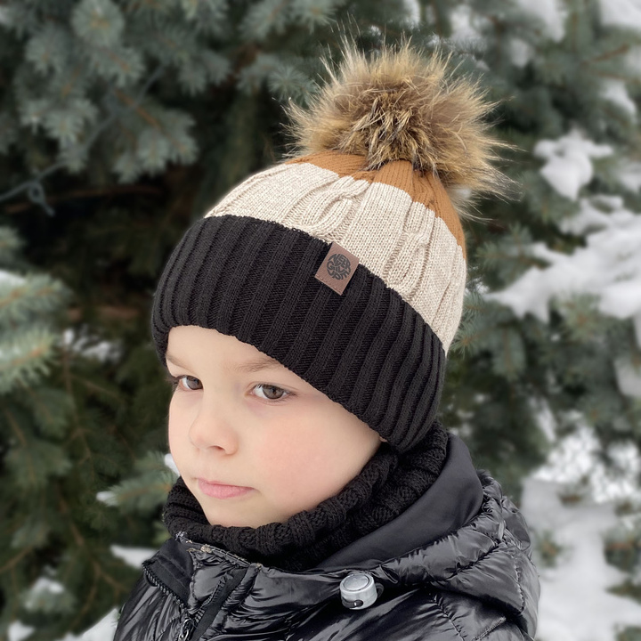 Winterset Jungen: Mütze und Schlauchschal mit Bommel Grün Karmel