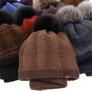 Winterset Jungen: Mütze und Schlauchschal mit Bommel Schwarz Harison