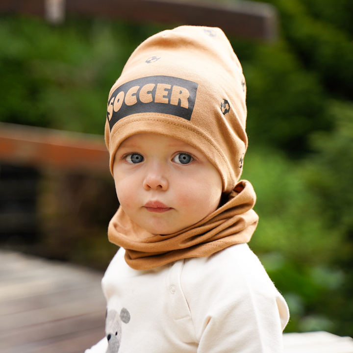 Herbst und Frühlingsset Jungen: Mütze und Schlauchschal Orange Soccer