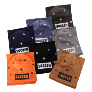 Herbst und Frühlingsset Jungen: Mütze und Schlauchschal Orange Soccer