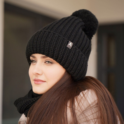 Winterset Damen: Mütze und Schal mit Bommel Beige Lupita