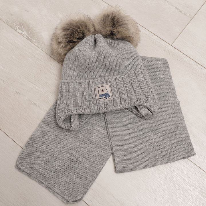 Winterset für Jungen: Mütze und Schal mit zwei Bommeln in Beige Jewel