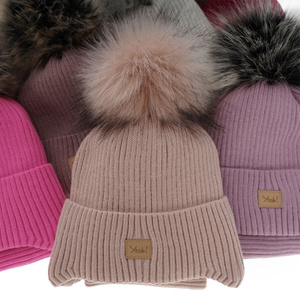 Winterset Mädchen: Mütze und Schlauchschal mit Bommel Rosa Dilajla