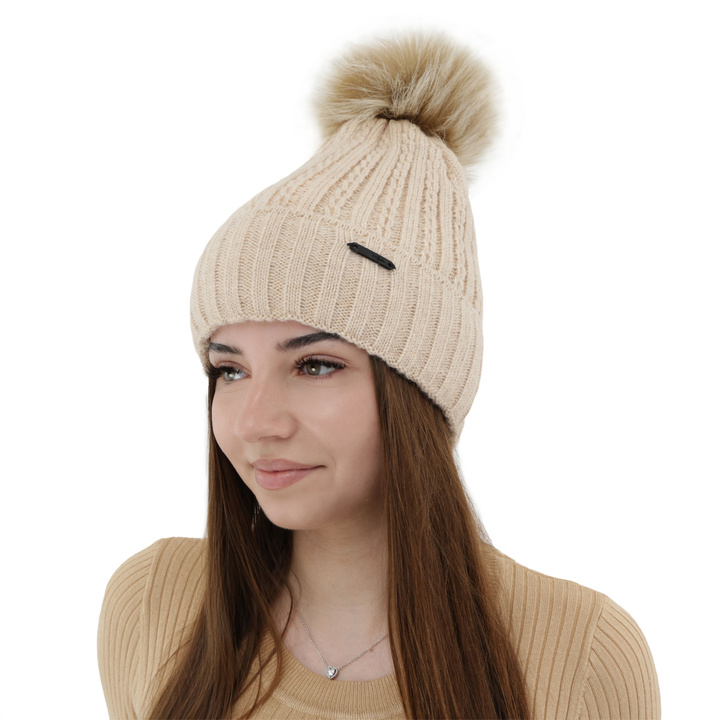 Wintermütze Damen mit Bommel Beige Karizma