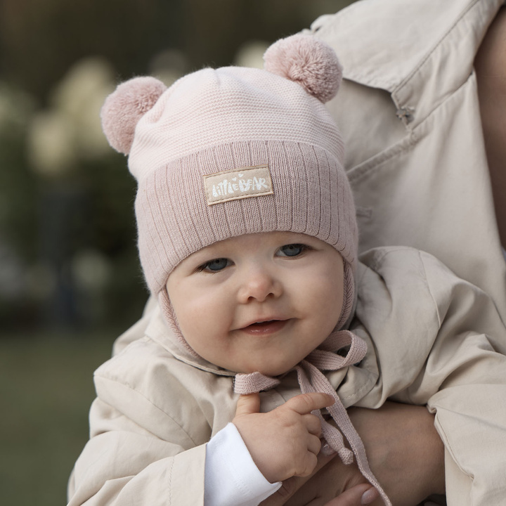 Herbst und Frühlingsmütze für Mädchen mit zwei Bommeln Rosa Karotka