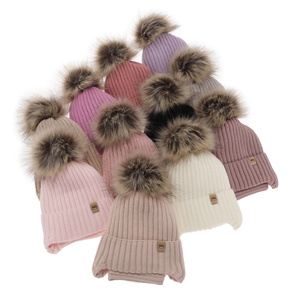 Winterset für Mädchen: Mütze und Schlauchschal mit Bommel in Rosa Louisa