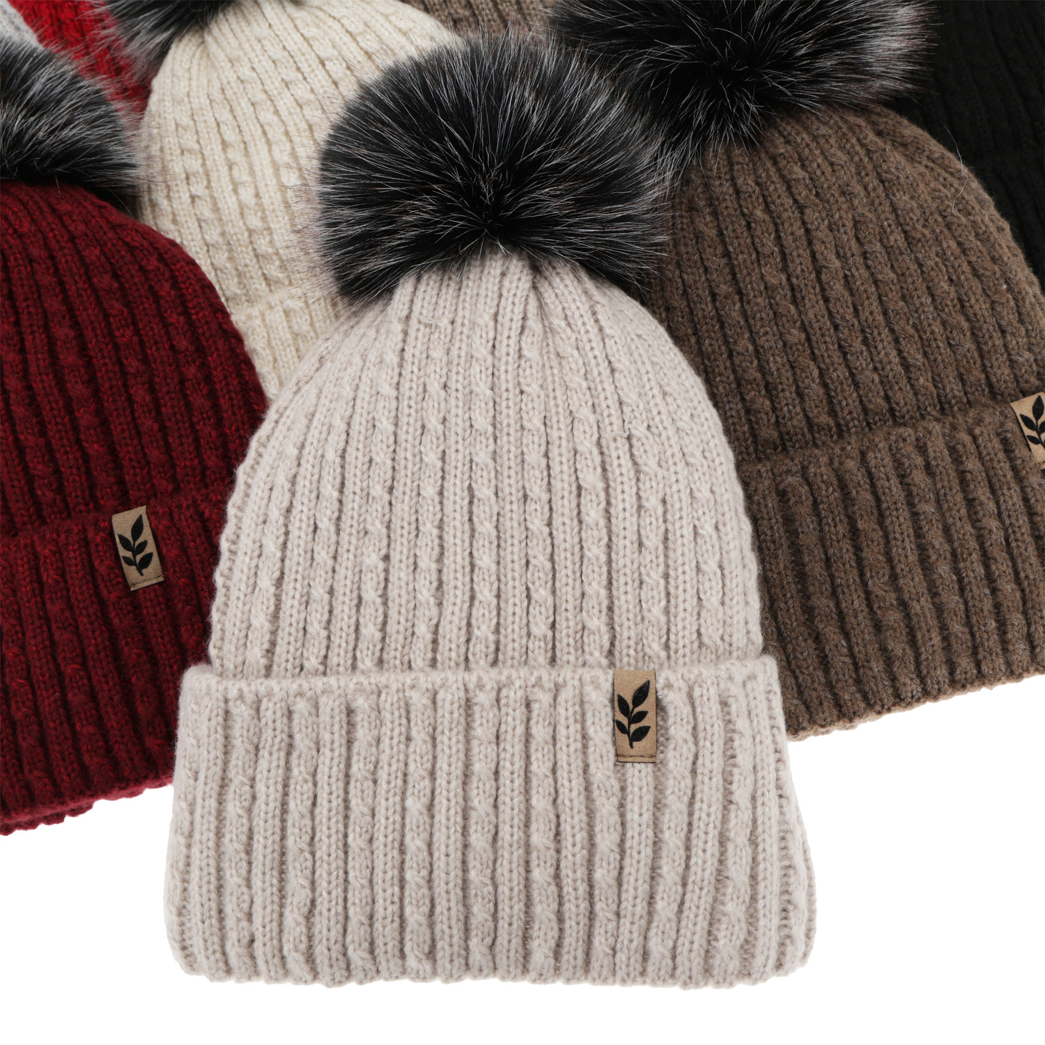 Wintermütze Damen, jasnobeżowa, mit Bommel, Calista